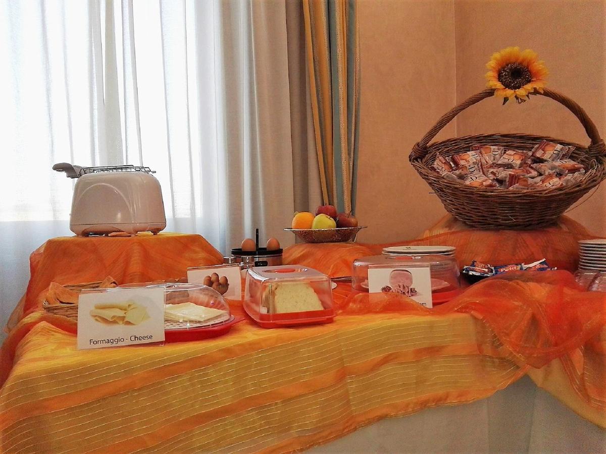 Hotel De La Ville & Centro Congressi ベネヴェント エクステリア 写真