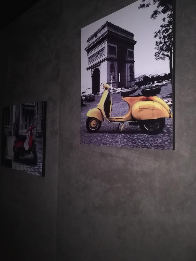 Hotel De La Ville & Centro Congressi ベネヴェント エクステリア 写真